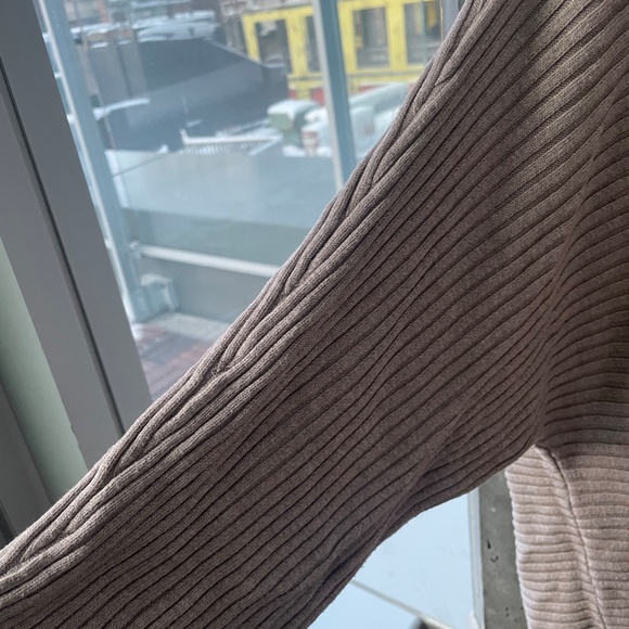 Chico's beige sweater size 2 for women - Picture 7 of 10